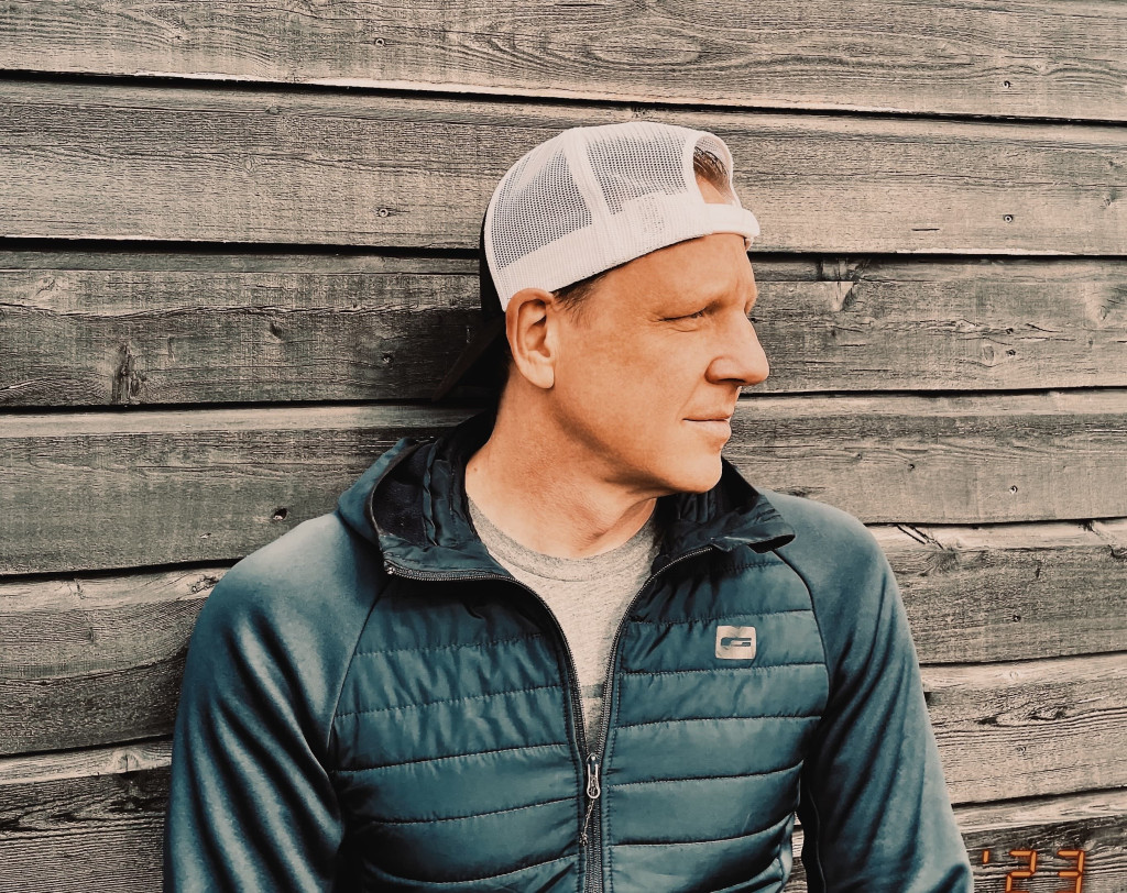 Crafting Unique Sounds: The Musical Odyssey of Jimmy Kennet