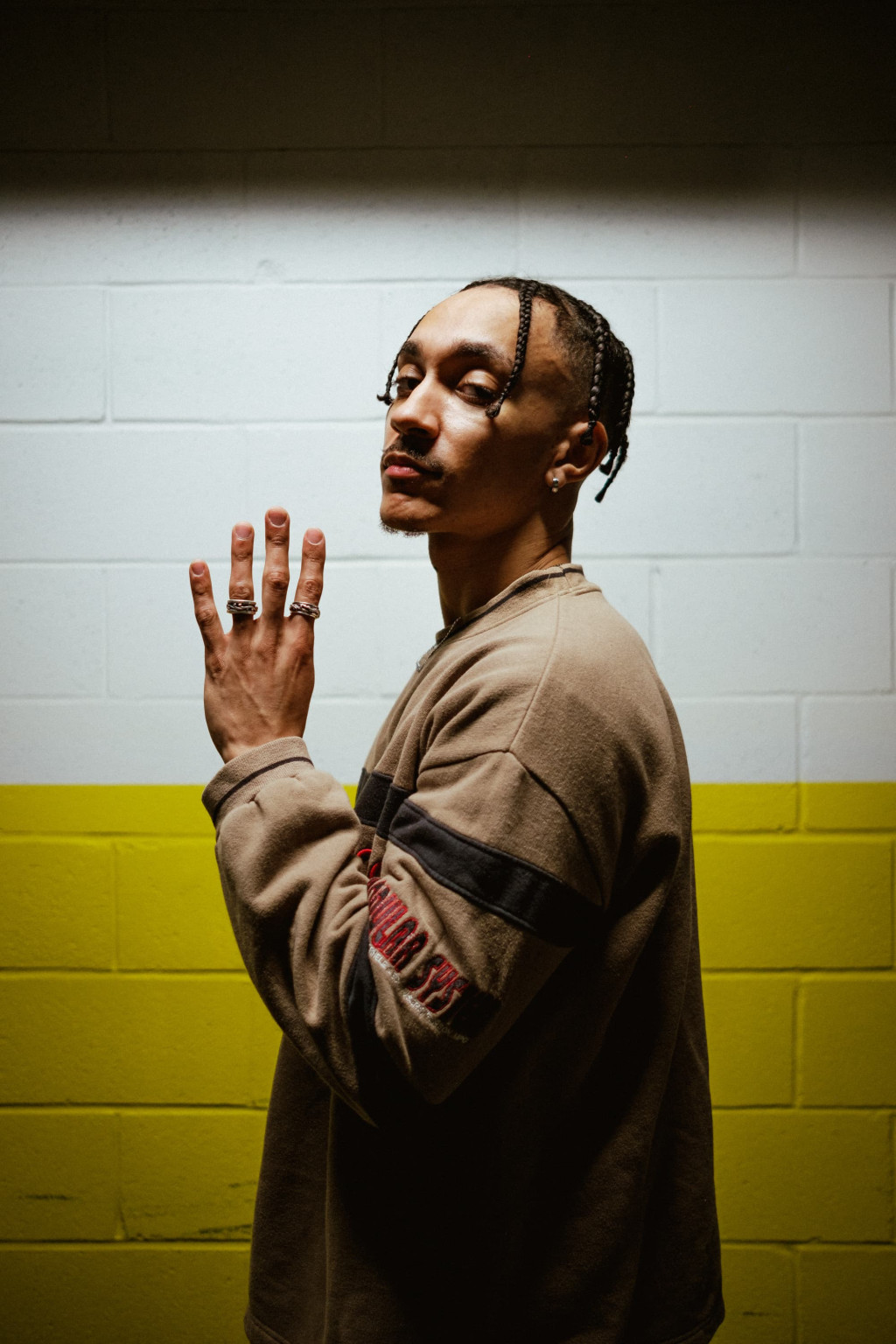 Discovering sona.: The Dynamic Voice of Montreal