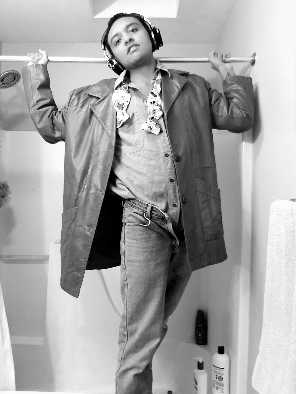 Cy (Dr.Cyfi): Crafting a Unique Sound in the Queer and Transmasc Musical Landscape