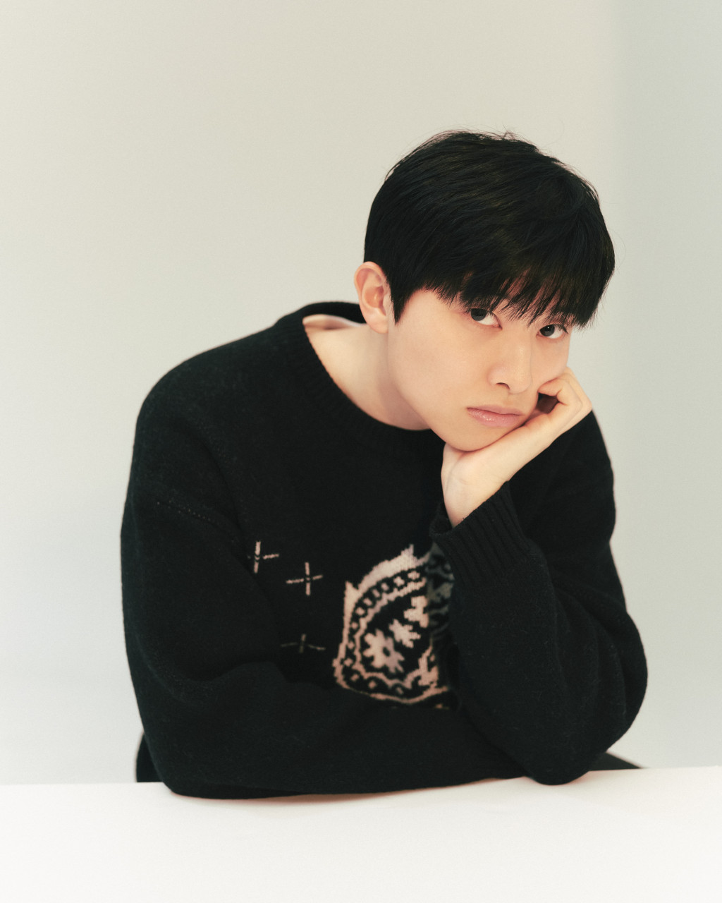 Eunsu Baek: The Melodic Alchemist of Warmth in the Cold