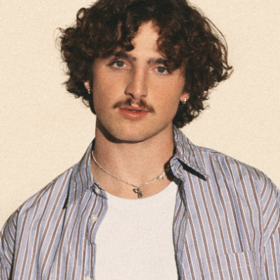 New Face, Big Sound: Benson Boone is Here to Stay