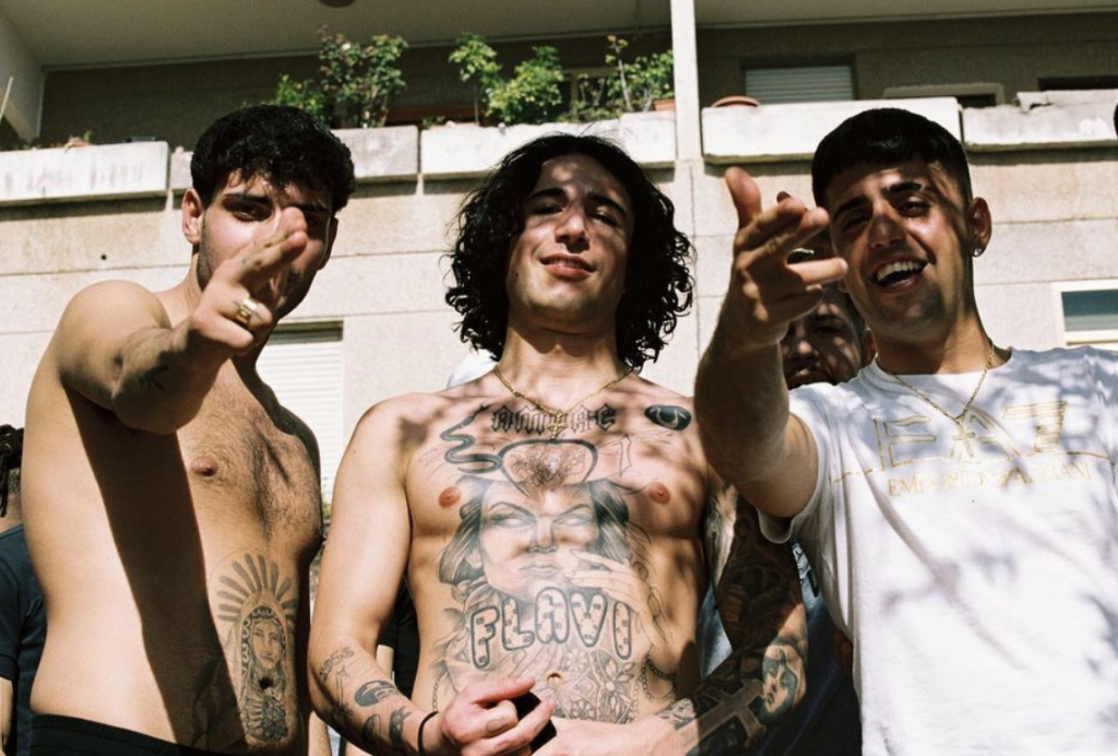 It's not often that an artist comes along who truly breaks the mold, but Flavio is one such artist