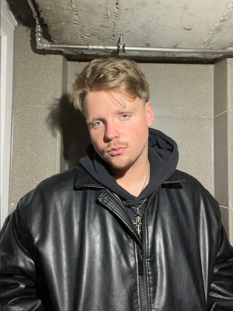 DJ Darko: The 19-Year-Old Maverick Redefining Lo-Fi House and Hip-Hop