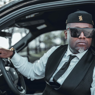 The Journey of a Thousand Notes: Abel Maxwell's Global Sound