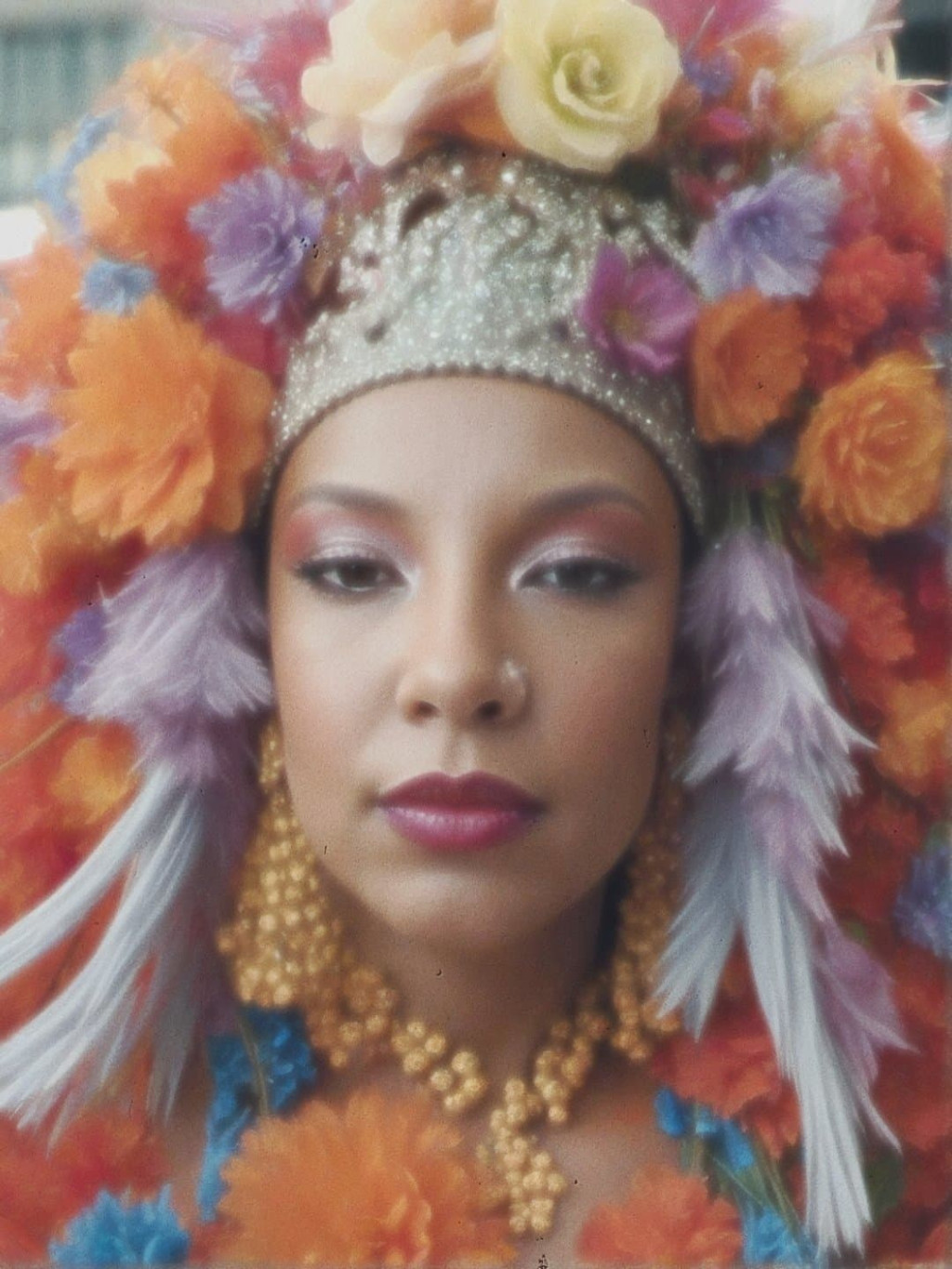 Moon Newbill: A Raw Force of Sound and Spirit Emerging in Today's Music Scene