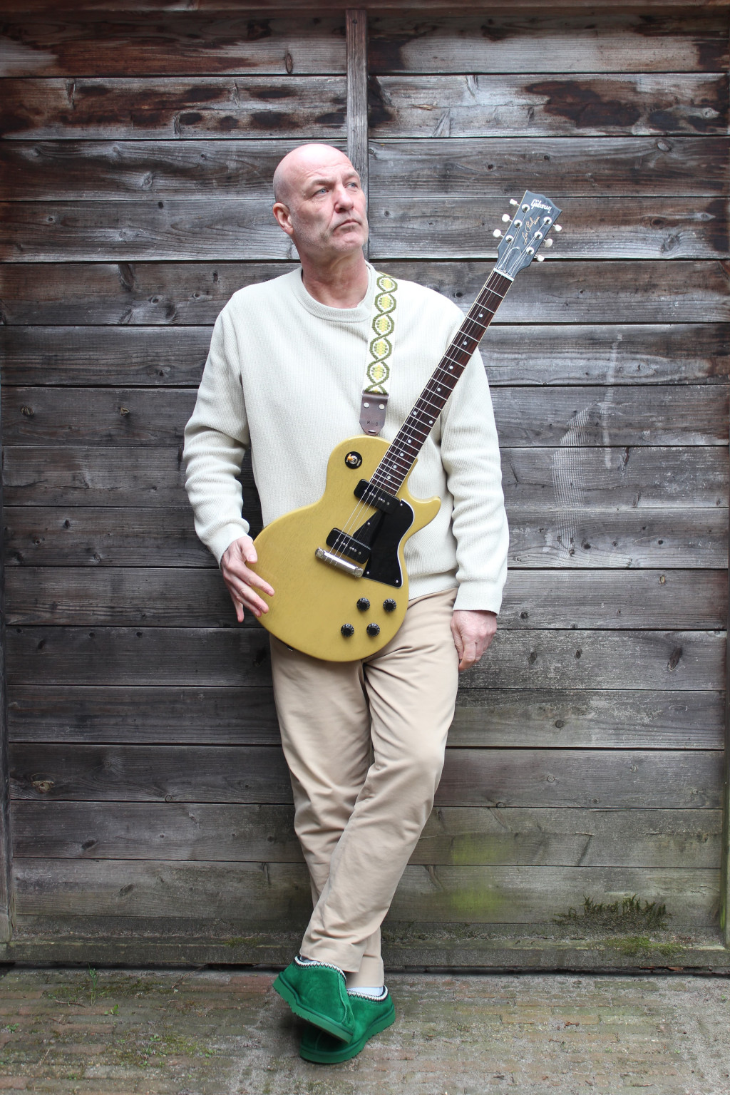 Eddy Zoëy: A Musical Maverick Defining His Own Sound