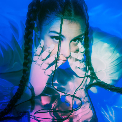 Crafting Sounds from the Future: The Musical Odyssey of Zoë Starra