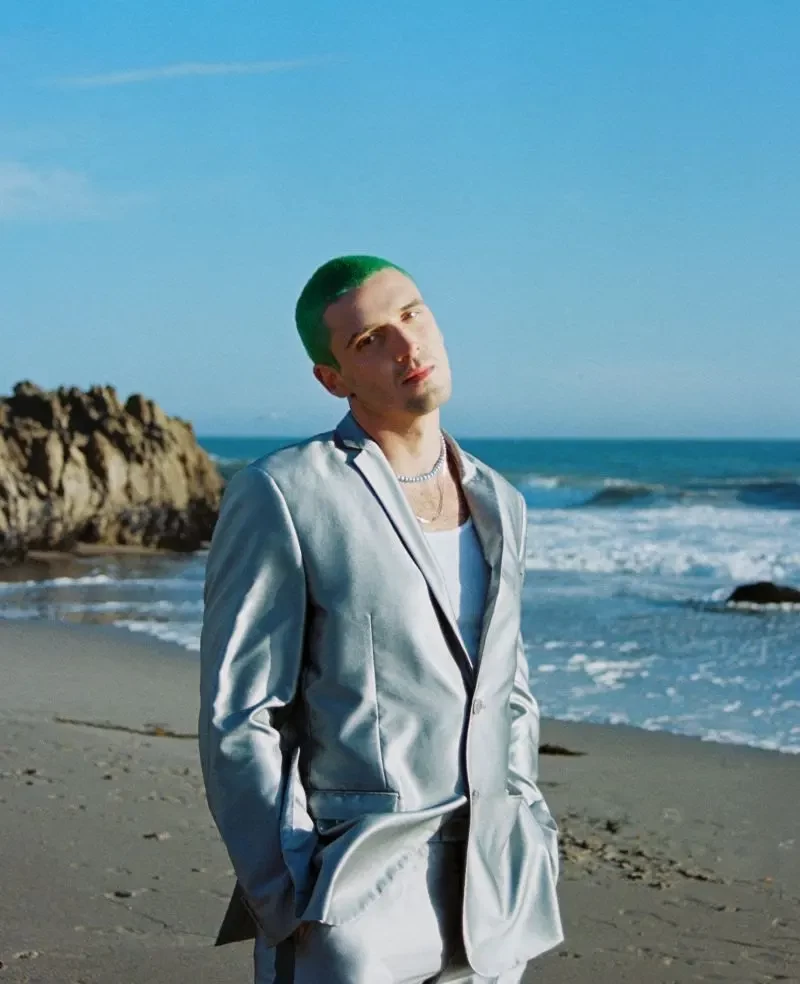 Lauv Reloaded: Embracing Change and New Beginnings in Life and Music