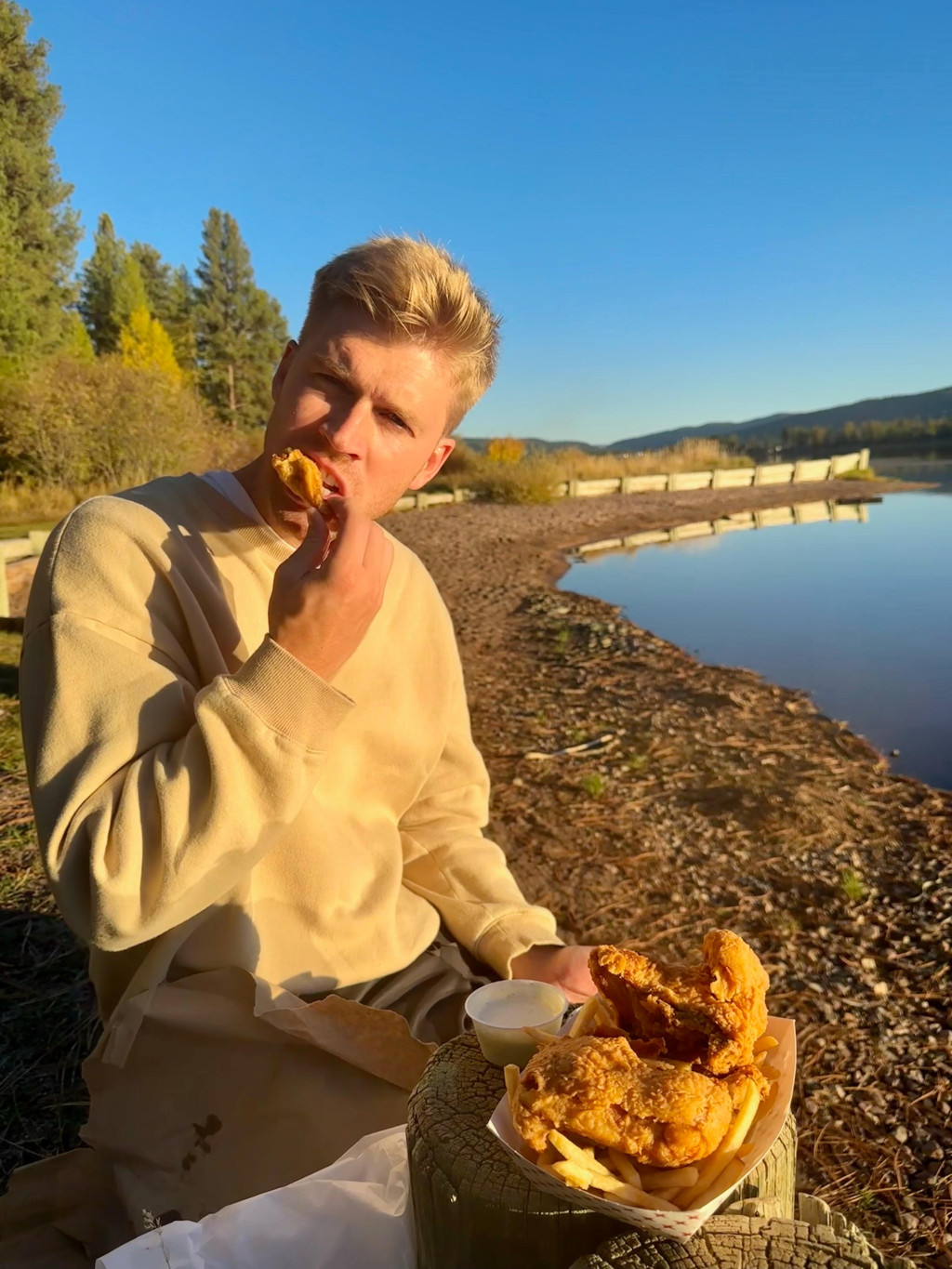 DreamerCole: Blending Art and Music to Create a Unique Sound