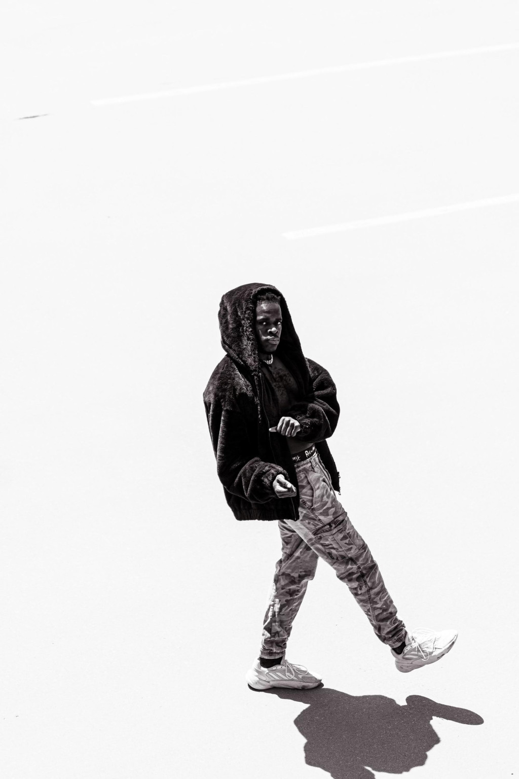 Dave Tsimba: Embracing Multiculturalism, Channeling Emotions, and Pursuing Authenticity in Music