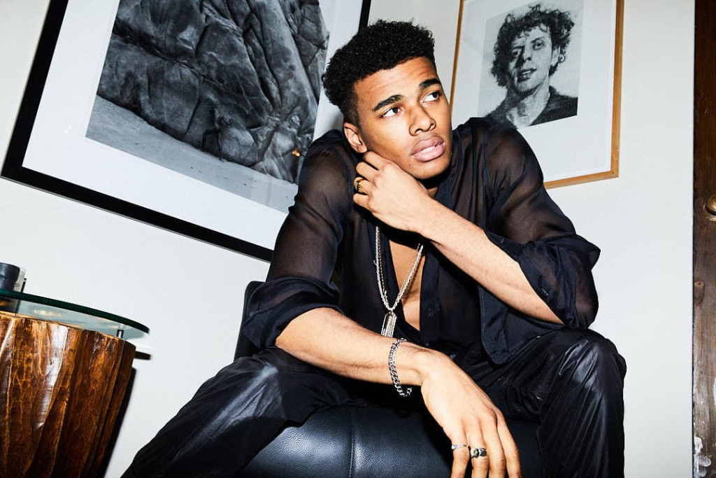 Dean Maupin: The Multifaceted Musician Shaping Indie R&B and Rock